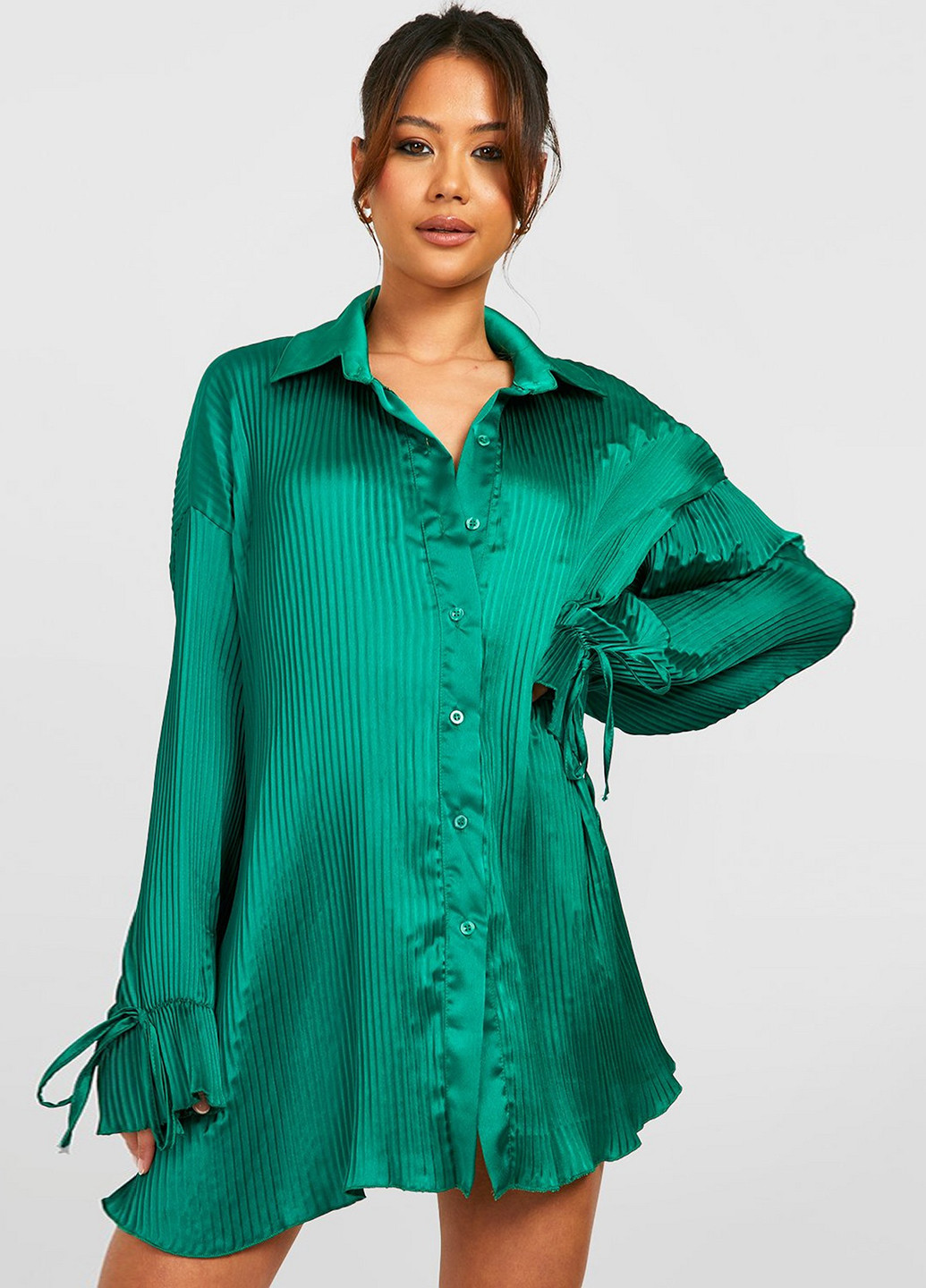 Зелена кежуал сукня сукня-сорочка, плісована Boohoo однотонна