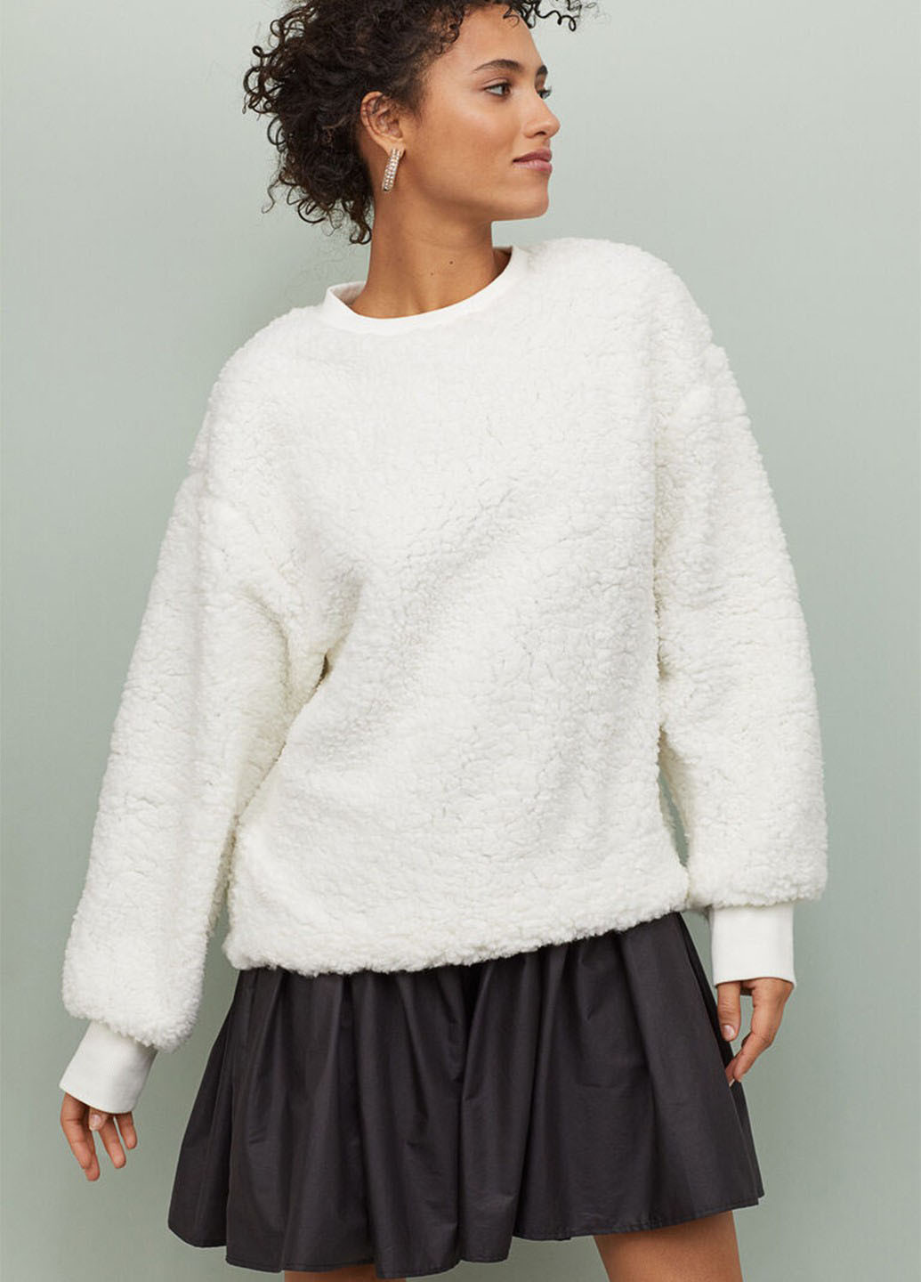 Молочний світшот H&M однотонний без декору (362050344)