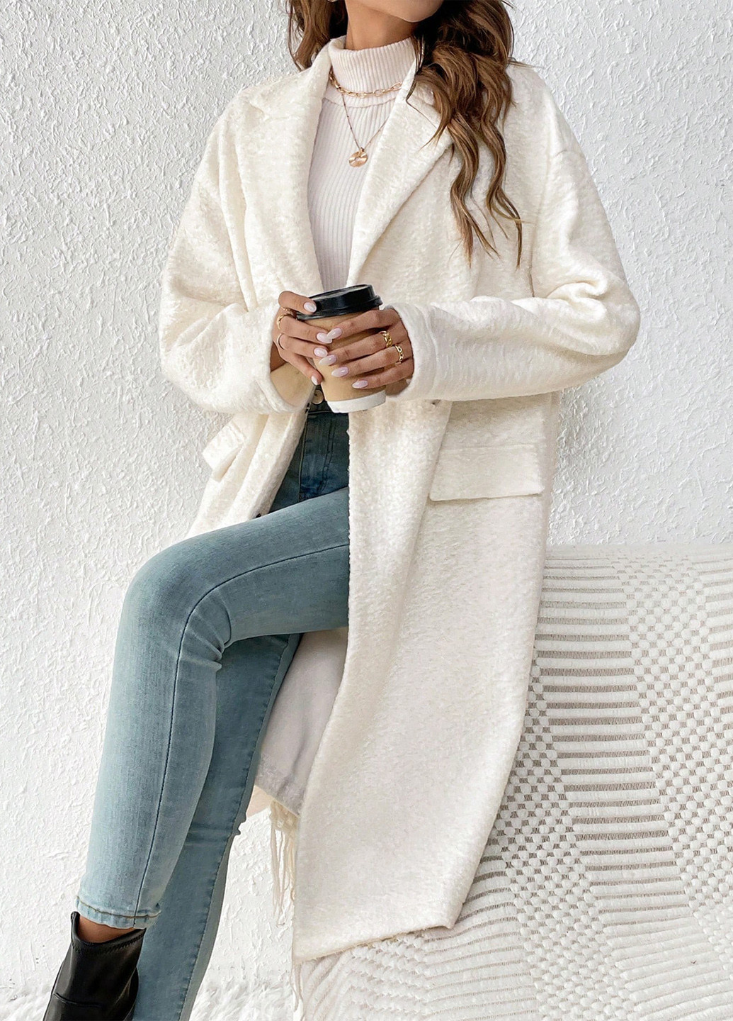 Молочне демісезонне Пальто SHEIN