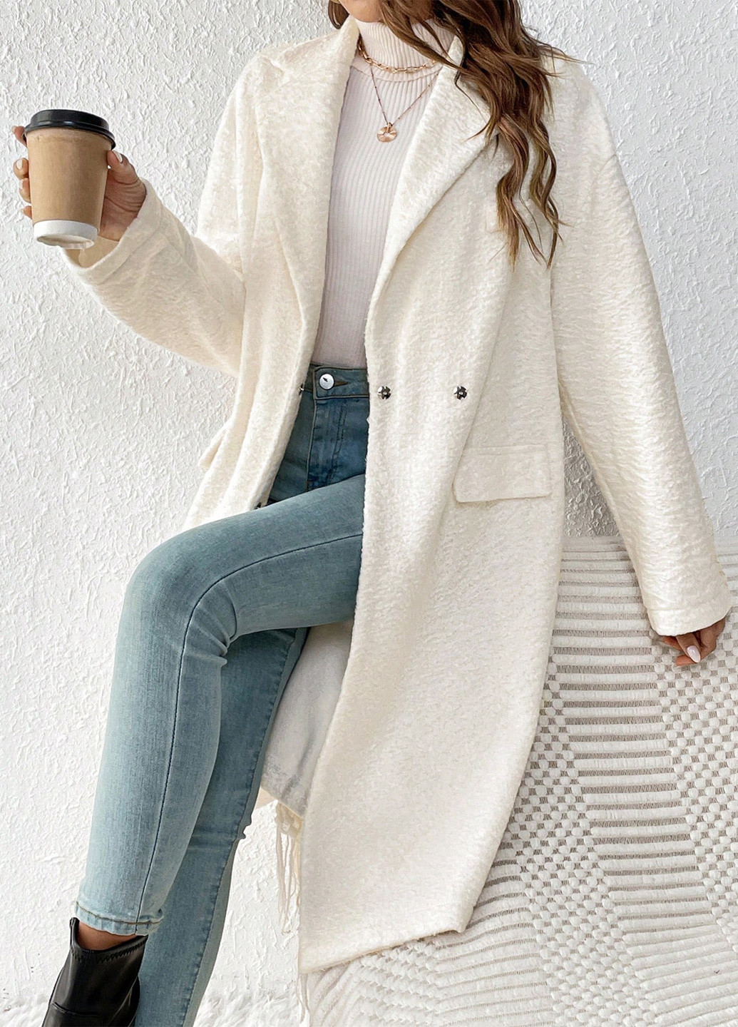 Молочне демісезонне Пальто SHEIN