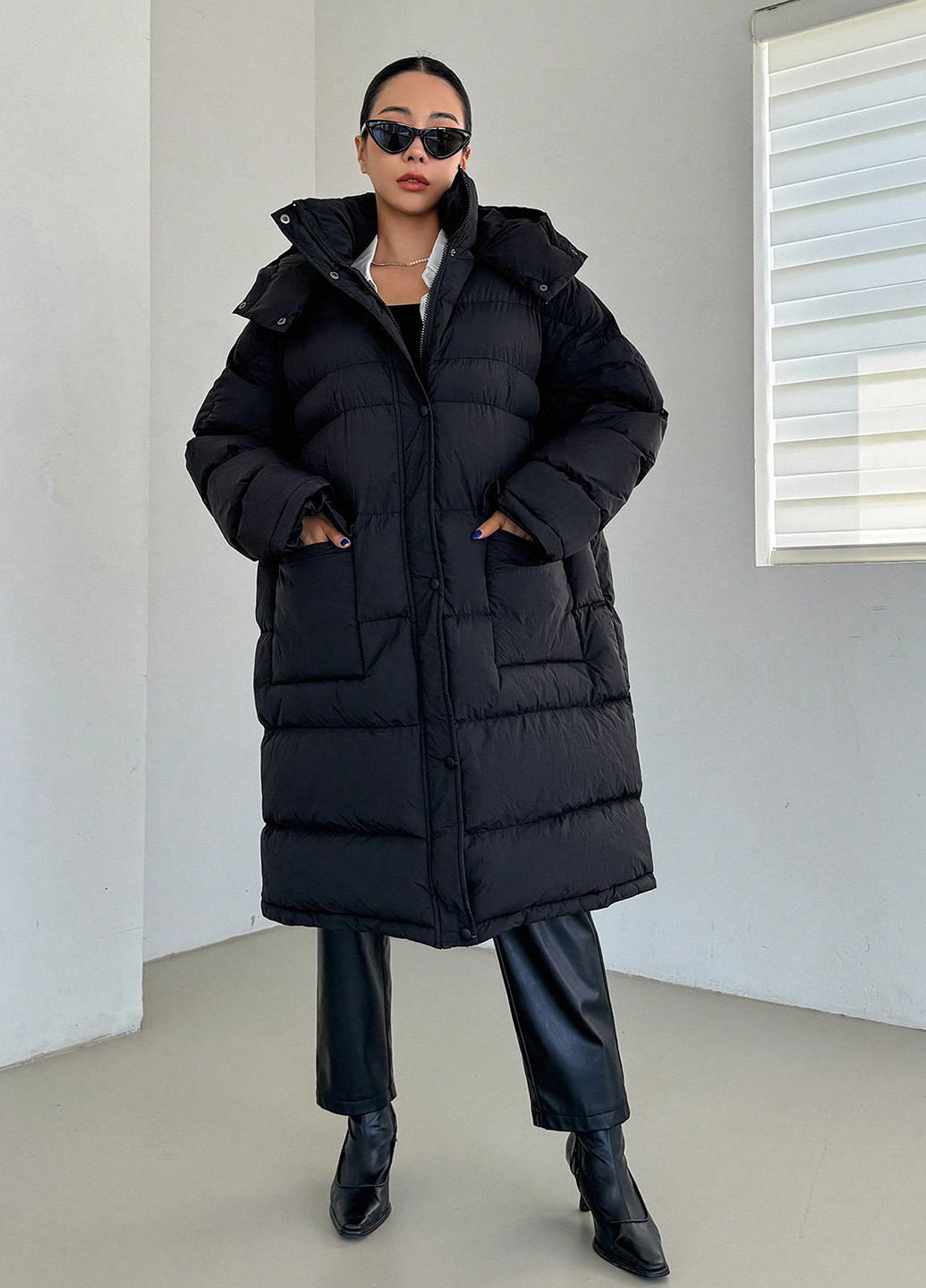 Черная зимняя куртка SHEIN