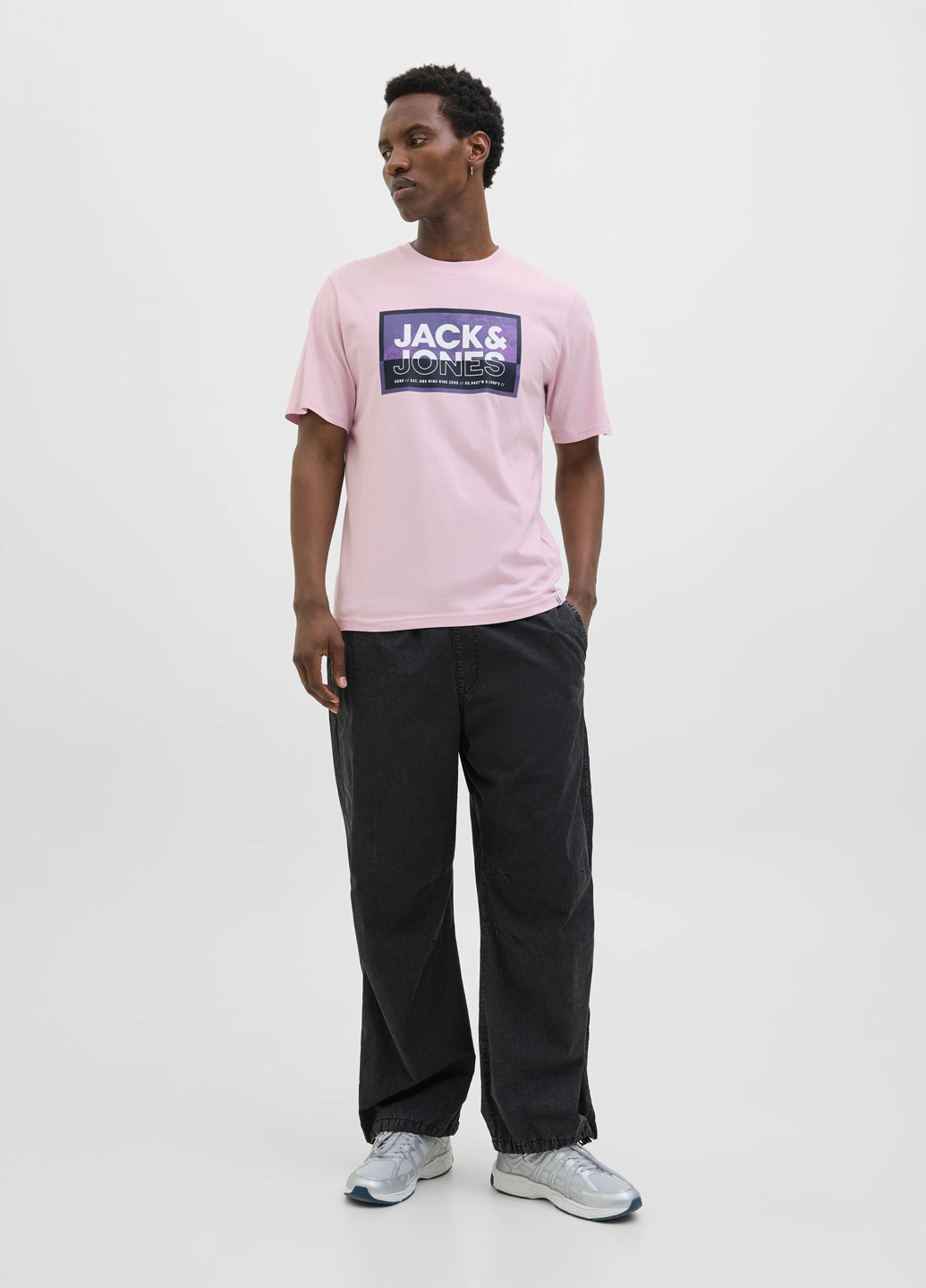 Светло-розовая футболка Jack & Jones