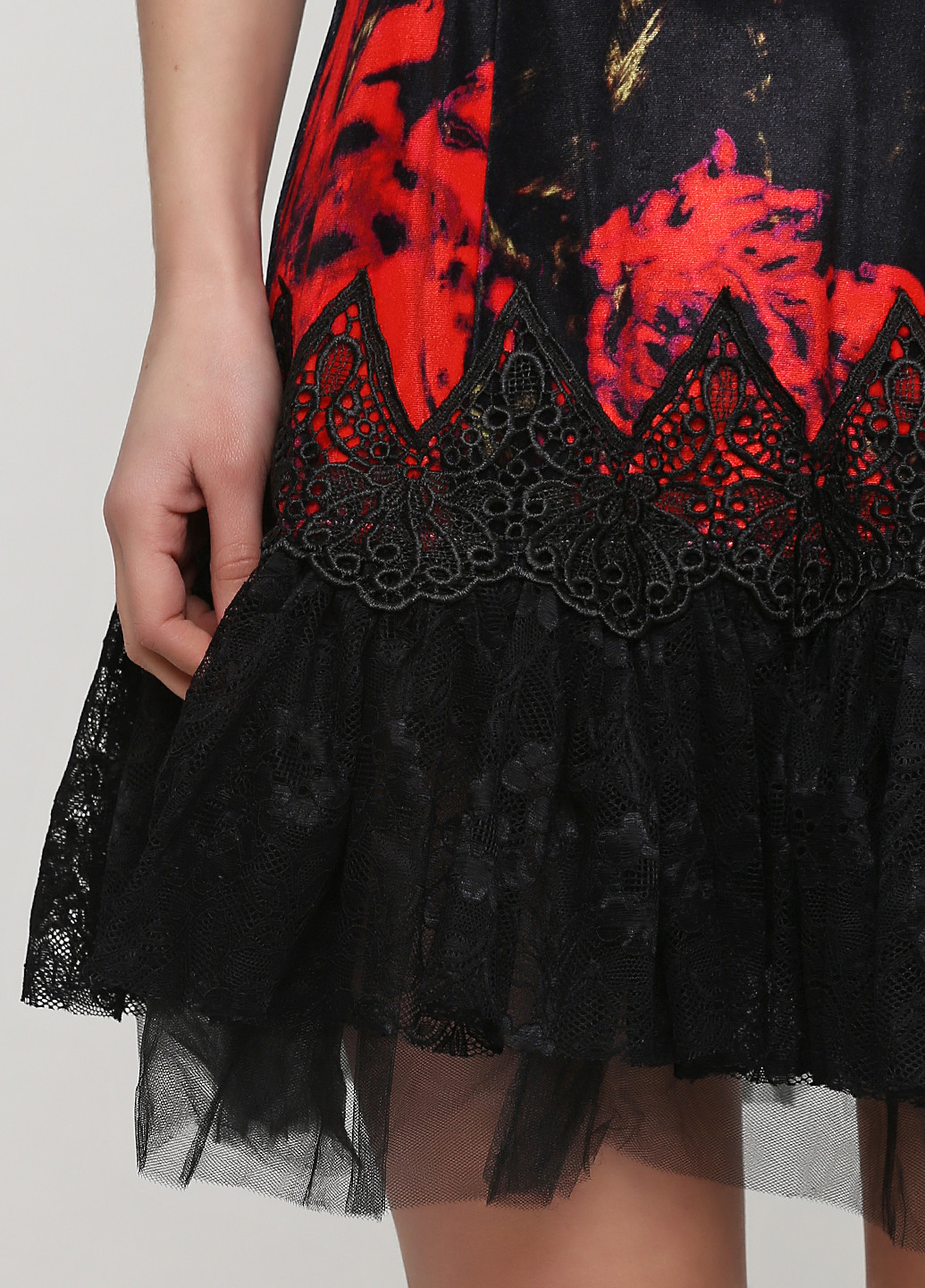 Чорна кежуал плаття, сукня кльош Sassofono з квітковим принтом