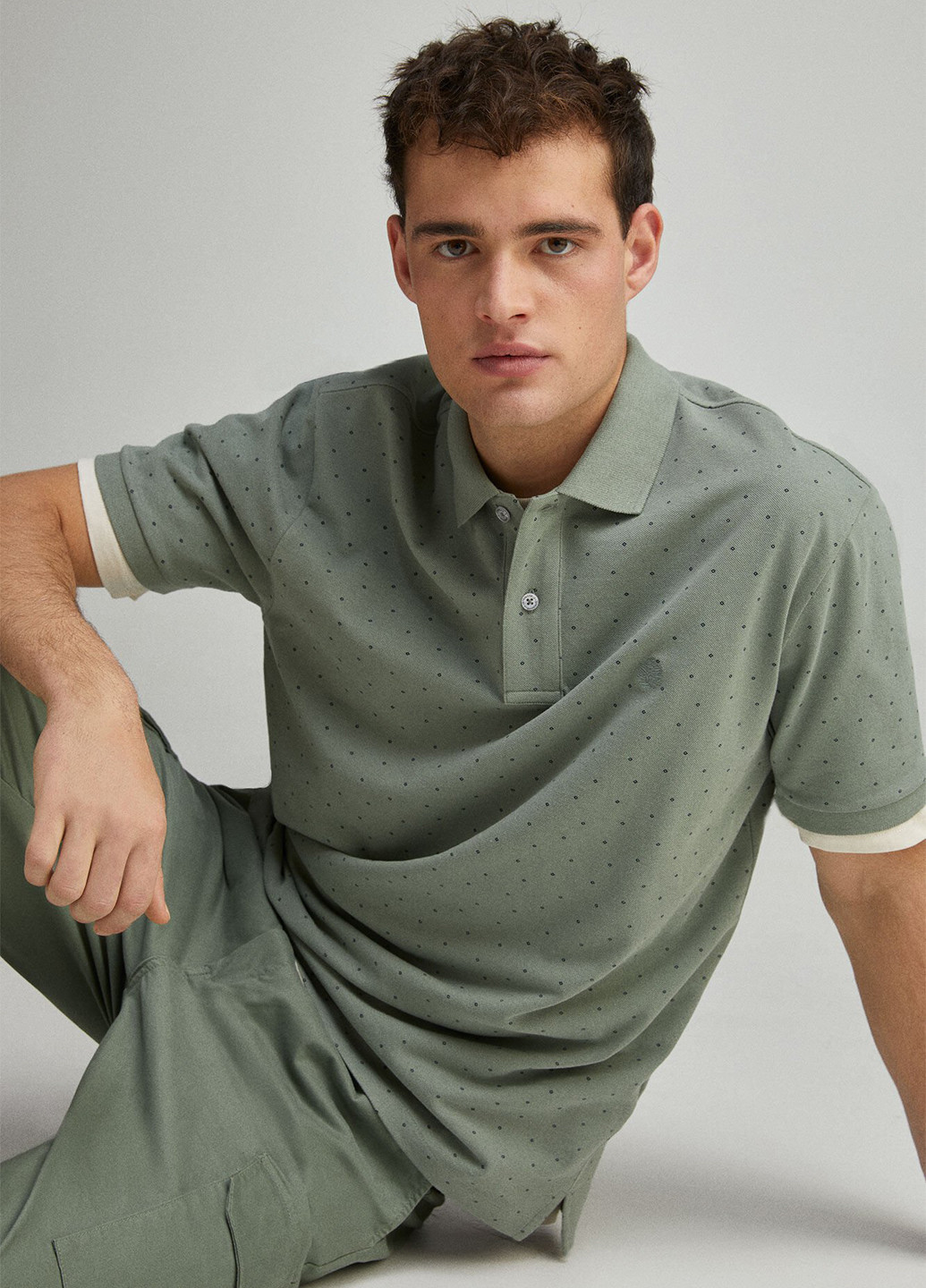 Зеленая футболка-поло для мужчин Springfield в горошек