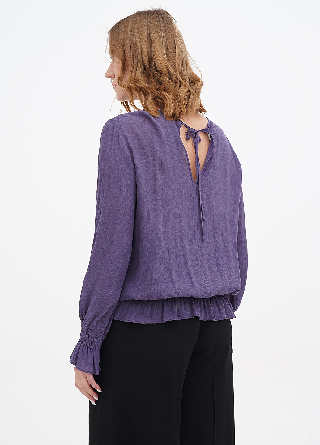 Сиреневая демисезонная блуза с баской Diana Gallesi