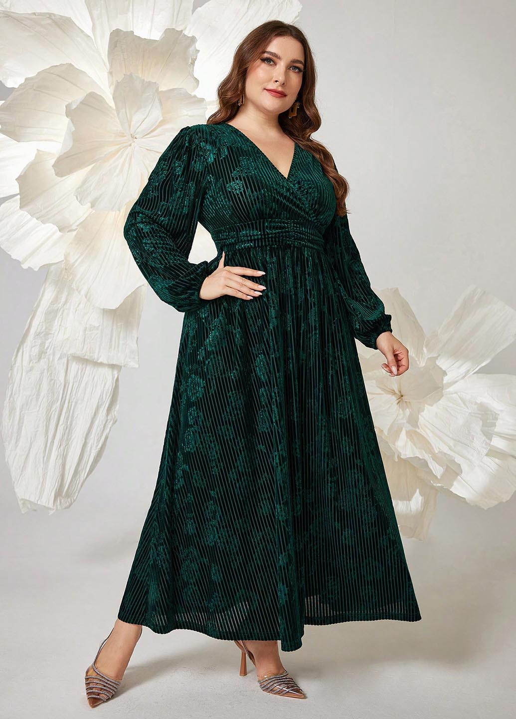 Изумрудное праздничный, кэжуал платье SHEIN с цветочным принтом