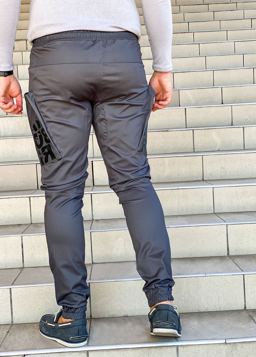 Серые кэжуал демисезонные карго брюки Demma