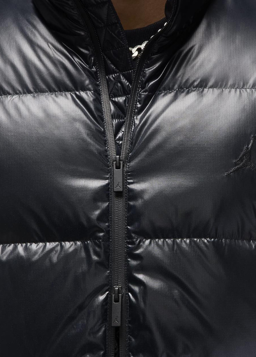 Чорна зимня куртка fv7271-010 Jordan Air Flight