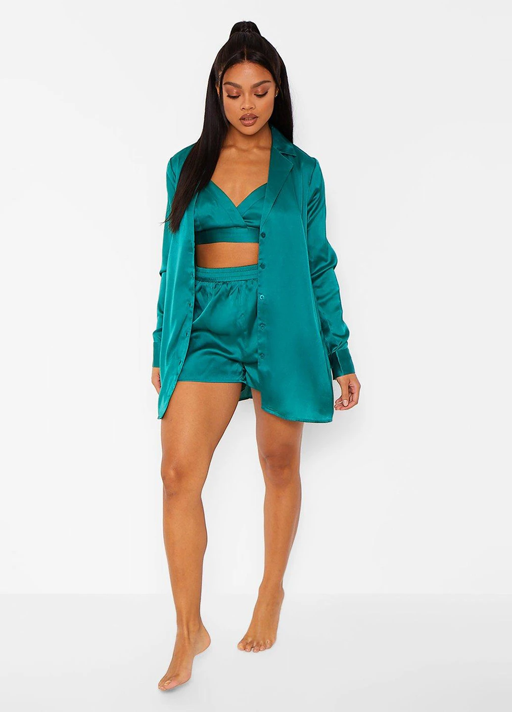 Изумрудная всесезон пижама (топ, рубашка, шорты) Boohoo