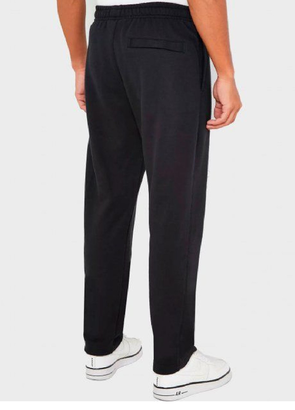 Черные спортивные демисезонные зауженные брюки Nike