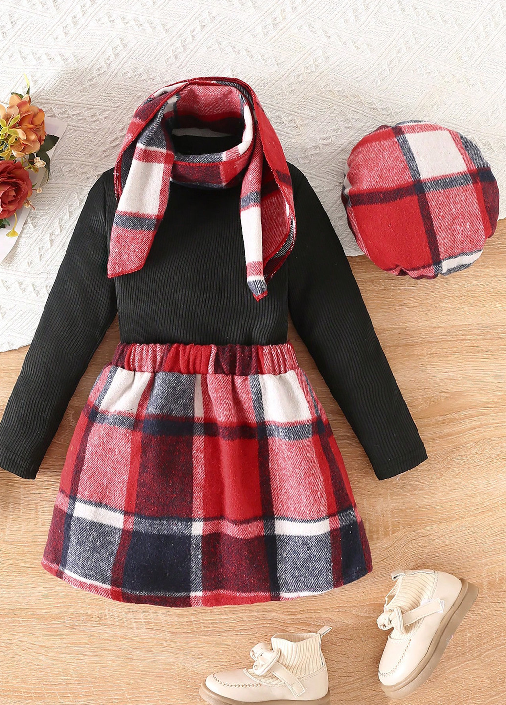 Червоний демісезонний комплект (гольф, спідниця, шарф, берет) SHEIN