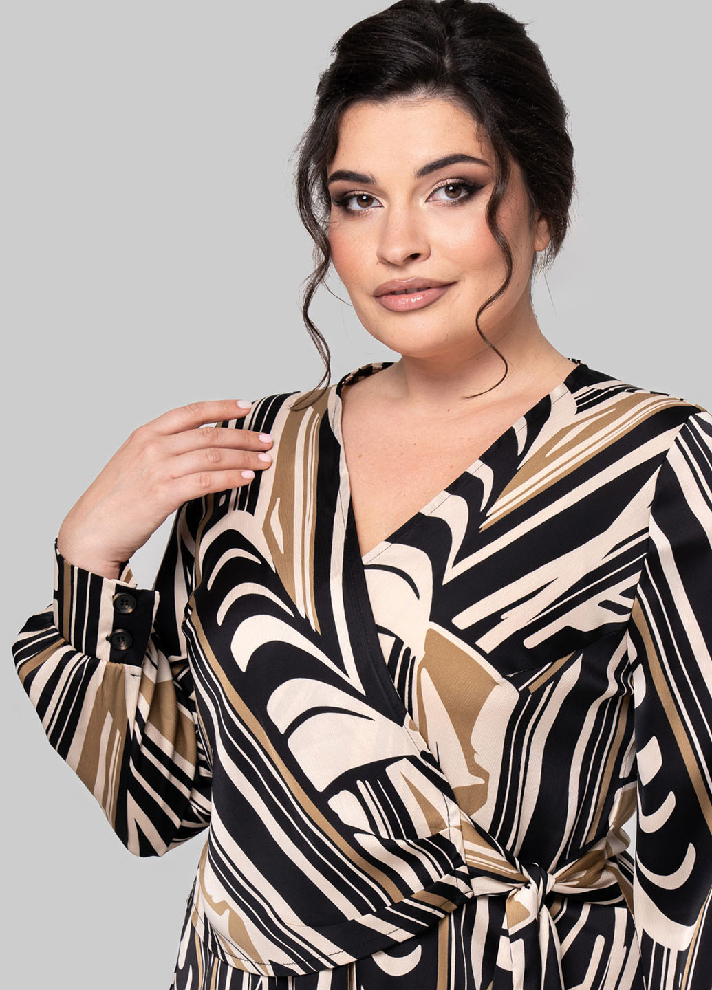 Комбинированное кэжуал платье на запах A'll Posa с абстрактным узором