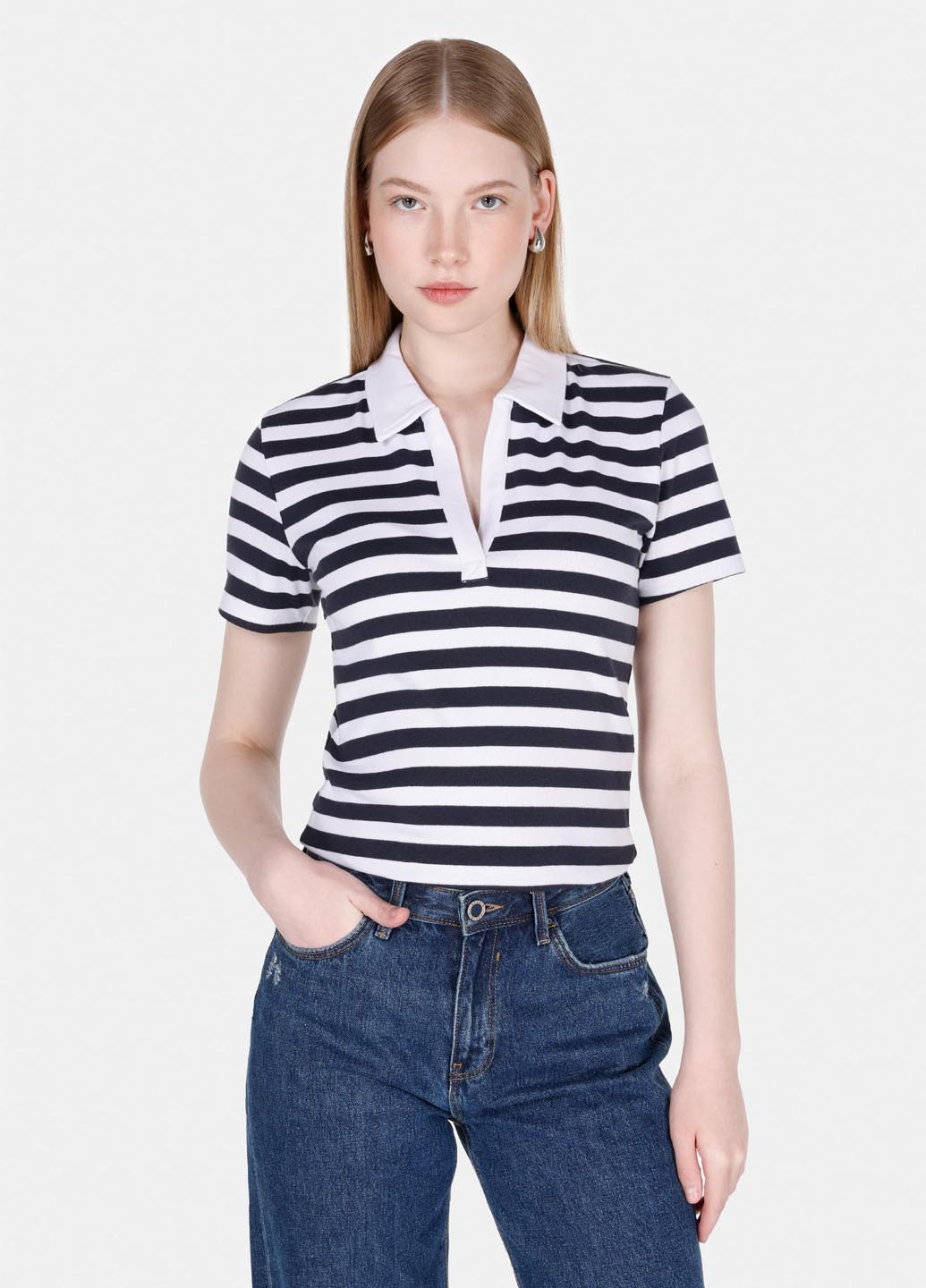 Цветная женская футболка-поло Colin's в полоску