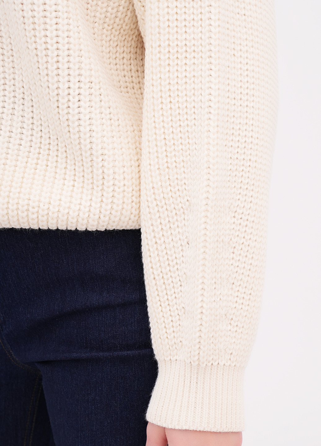 Кремовый зимний свитер EQUILIBRI