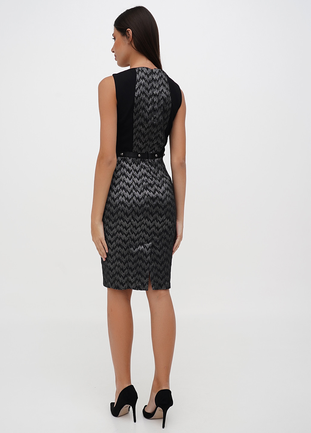 Серое кэжуал платье футляр Sassofono однотонное