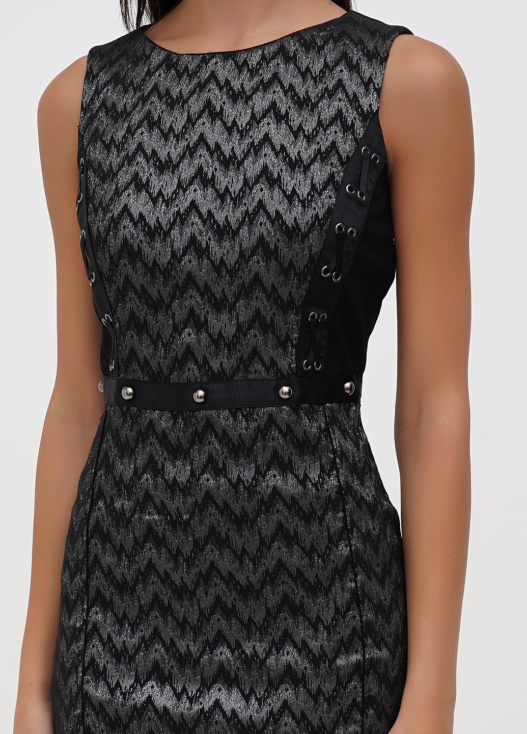 Серое кэжуал платье футляр Sassofono однотонное