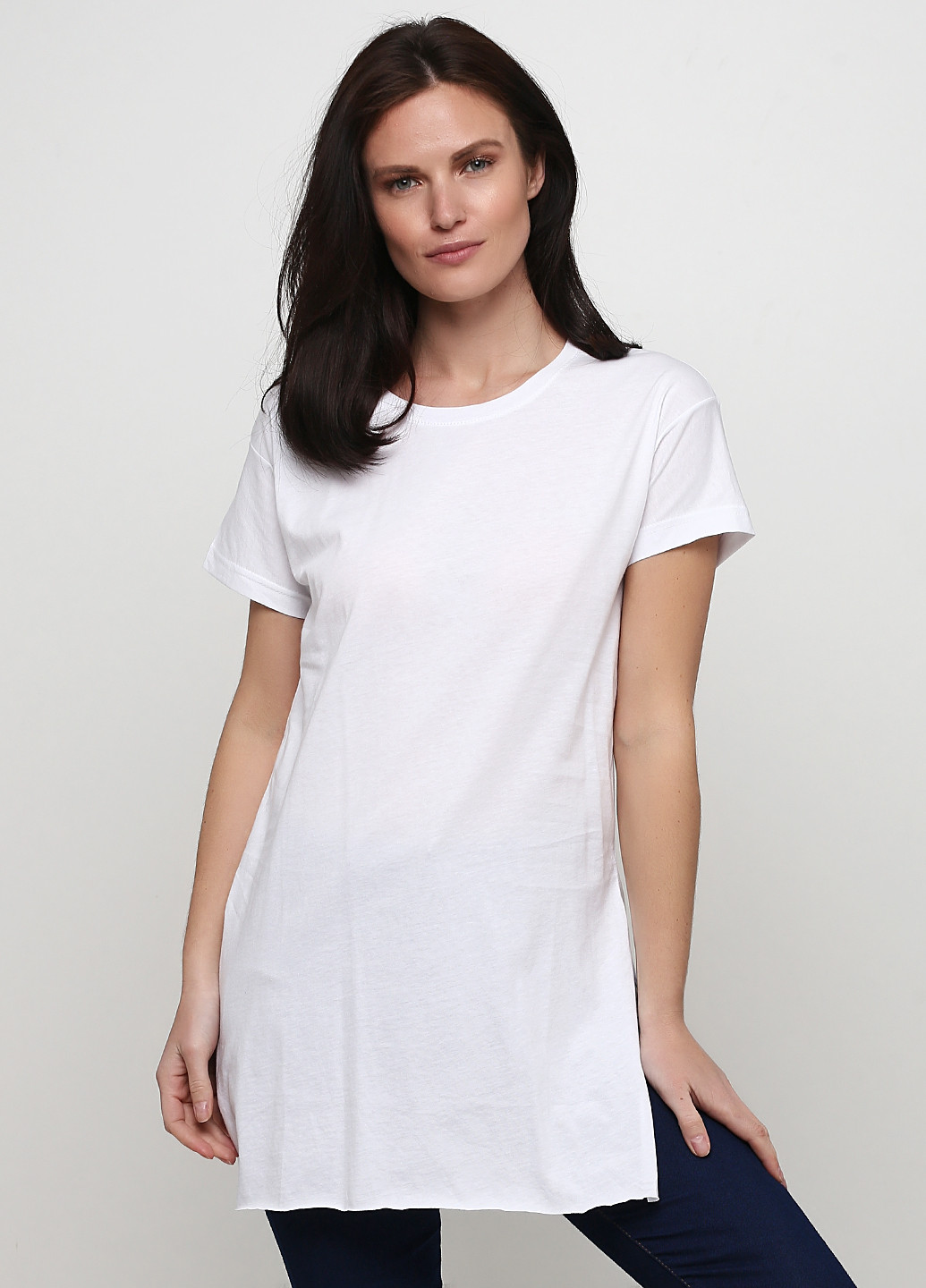 Белая летняя футболка Akdeniz