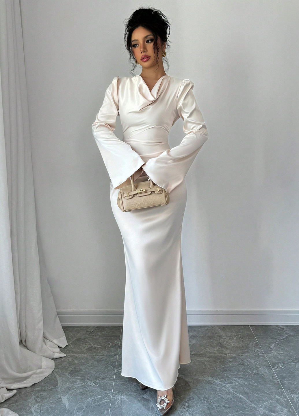 Кремовое вечернее платье годе SHEIN однотонное