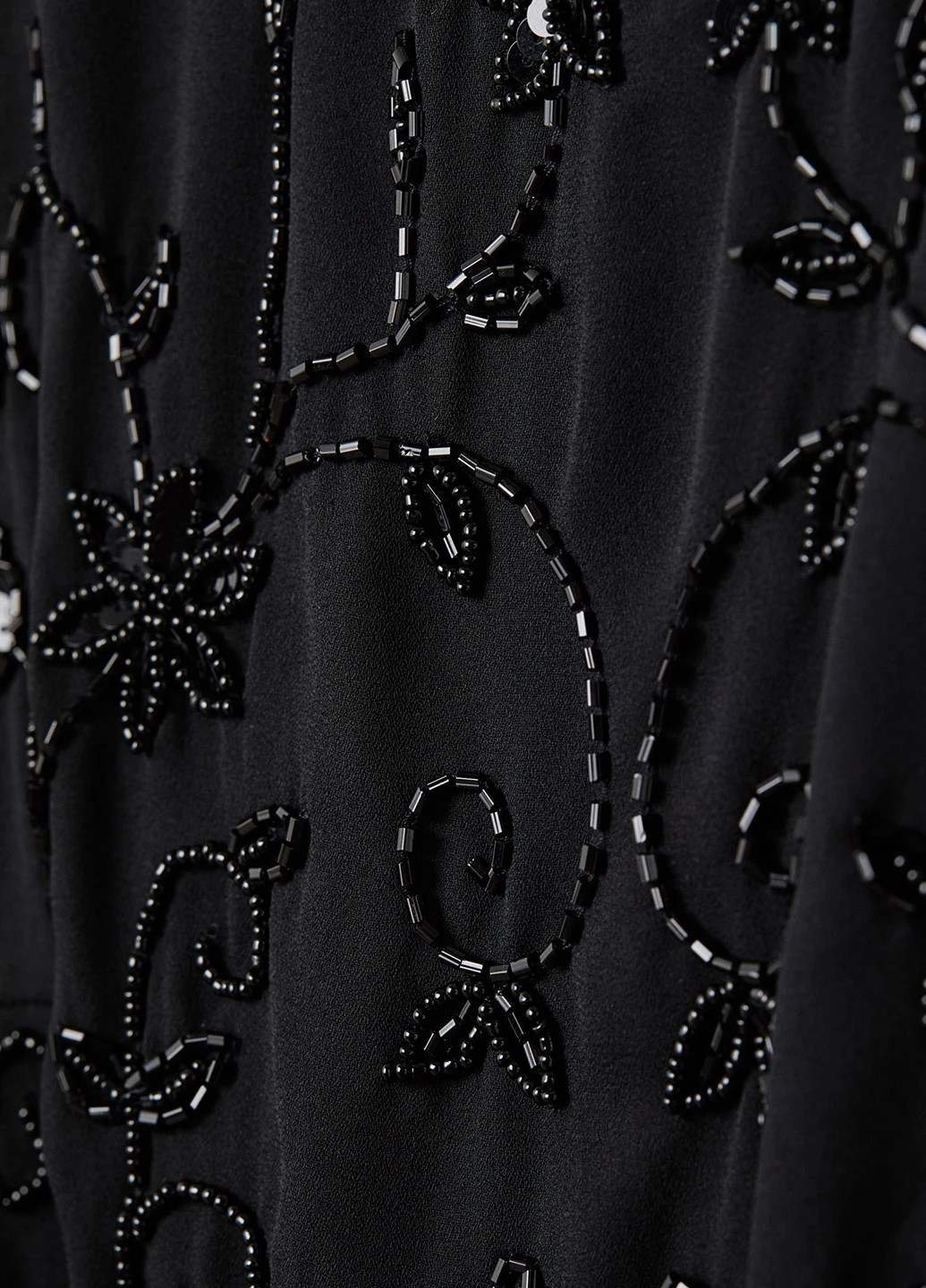 Черное кэжуал платье клеш H&M однотонное