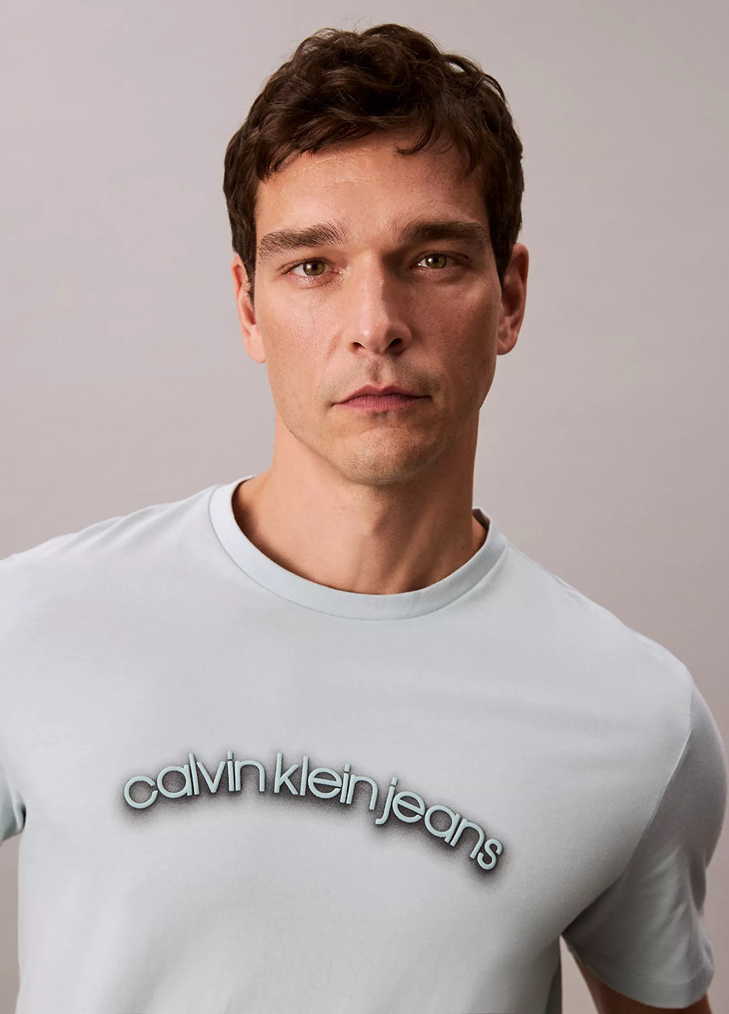 Голубая футболка Calvin Klein