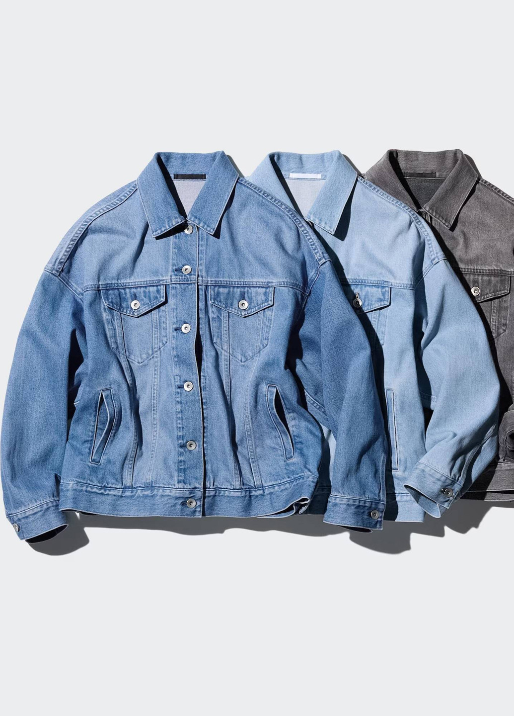 Сіра демісезонна куртка Uniqlo