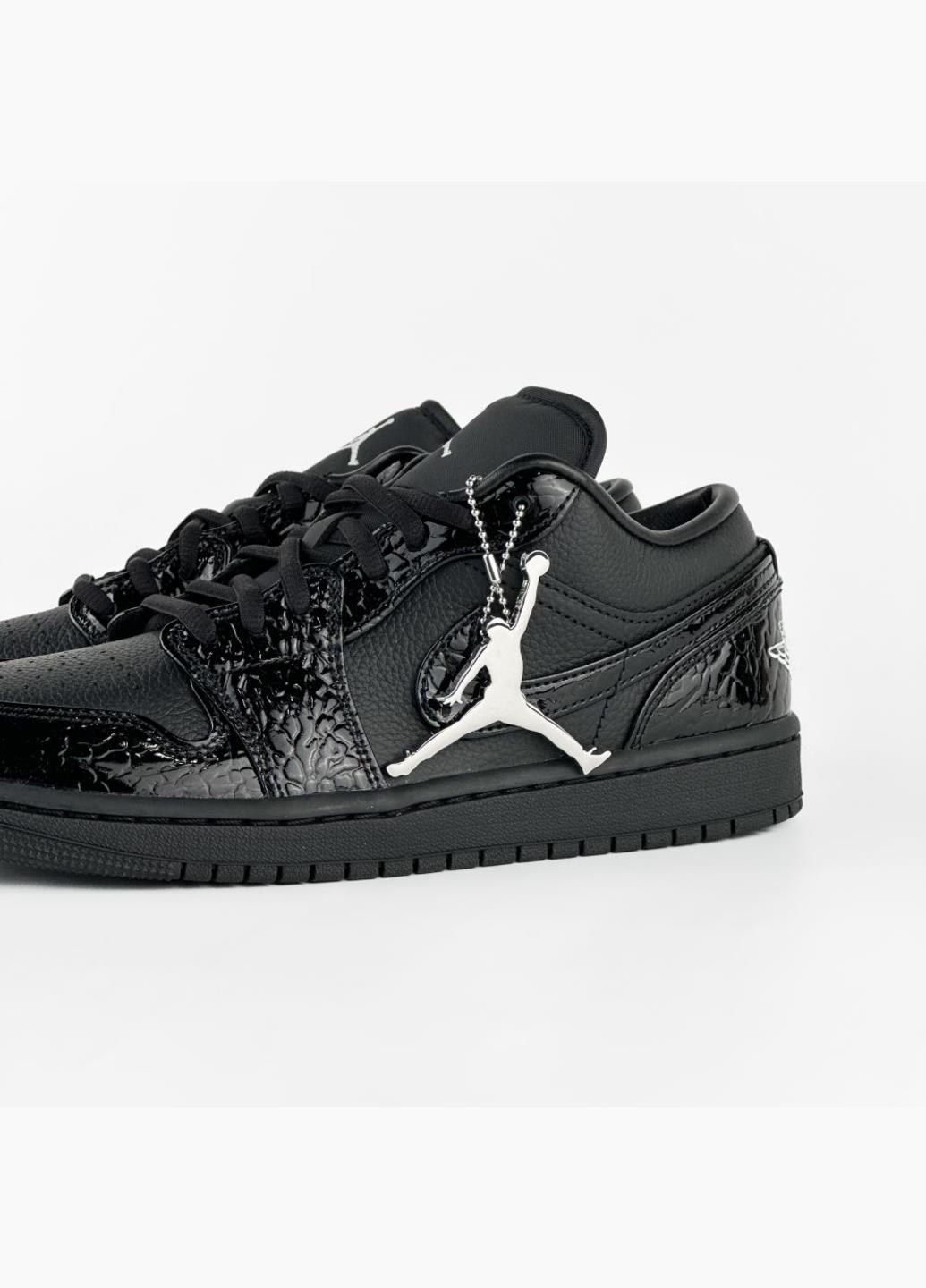 Кроссовки HJ7743-010 Jordan Air 1 Low SE чёрные демисезоны (317223820)