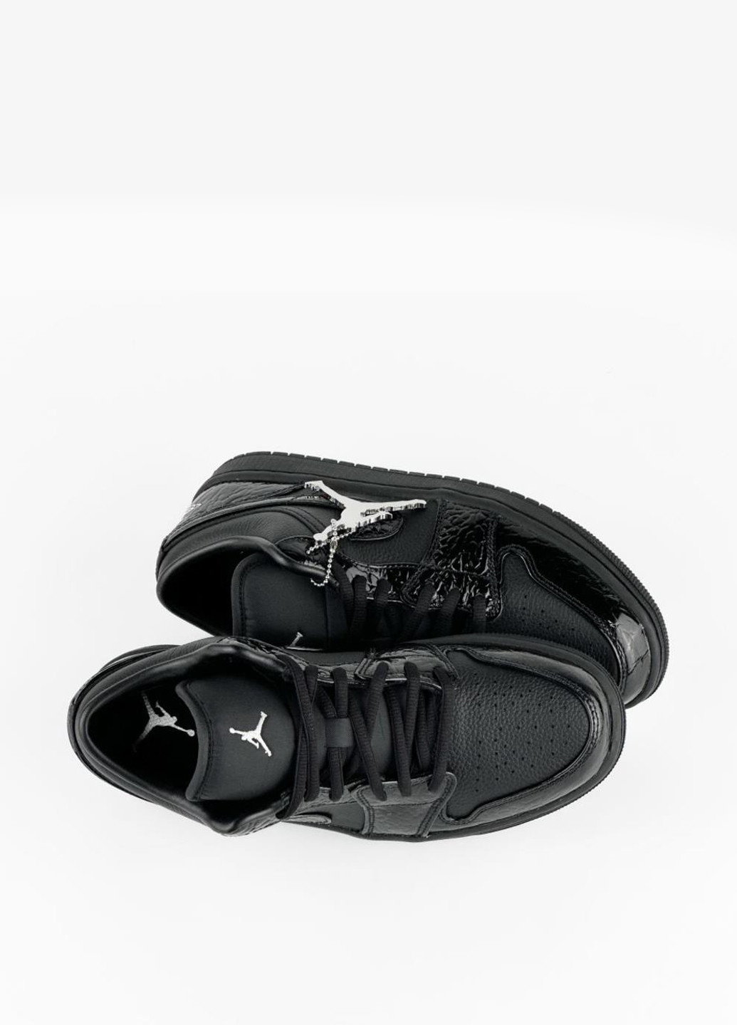 Кроссовки HJ7743-010 Jordan Air 1 Low SE чёрные демисезоны (317223820)