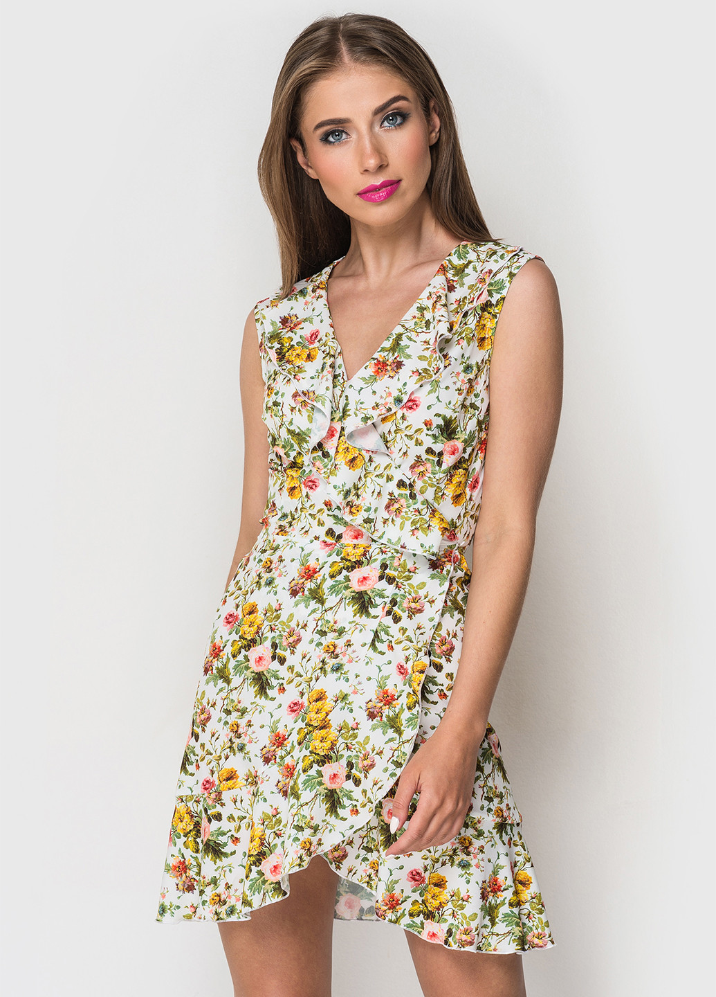 Молочное кэжуал платье TessDress с цветочным принтом