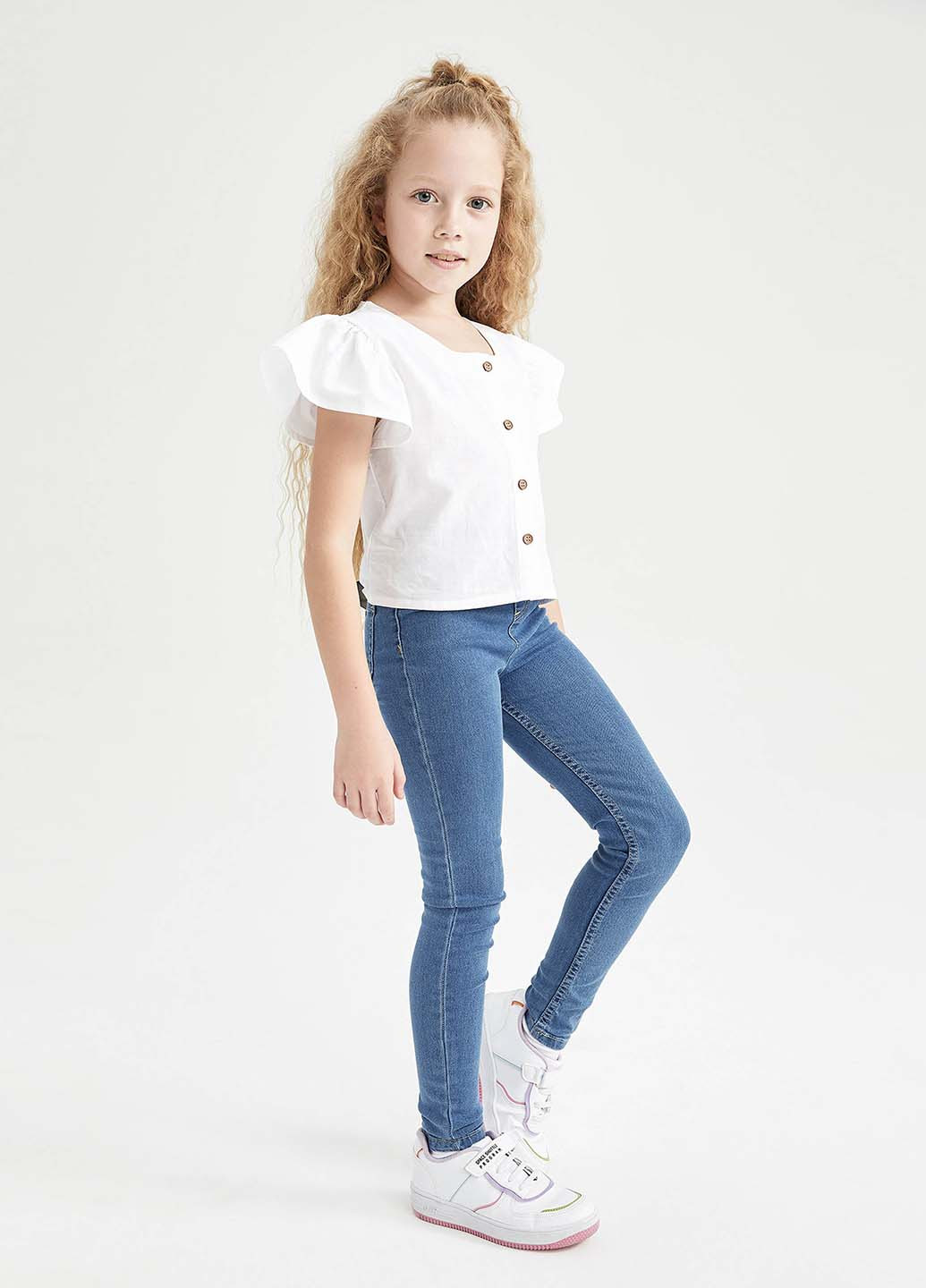 Светло-синие демисезонные скинни джинсы DeFacto