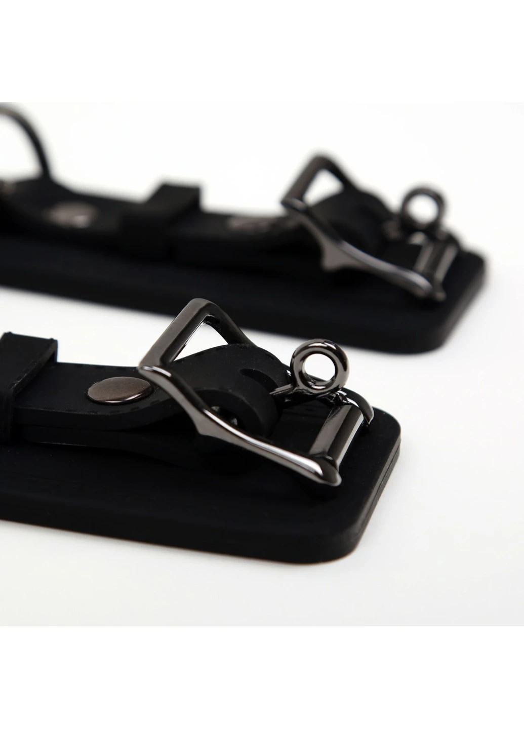 Наручники з силікону Silicone Wrist Buckles Pornhub (252383144)