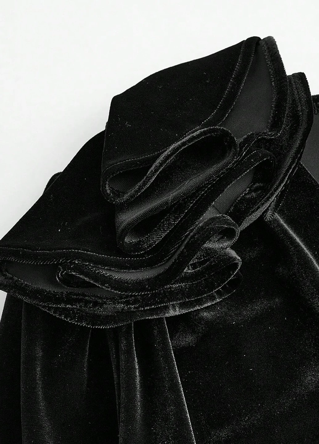 Чёрная блуза SHEIN