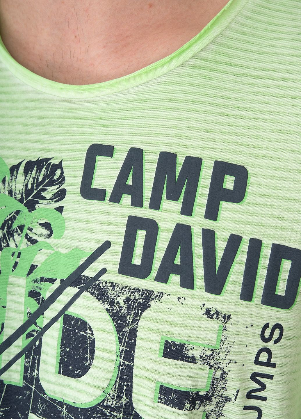 Салатовая футболка Camp David