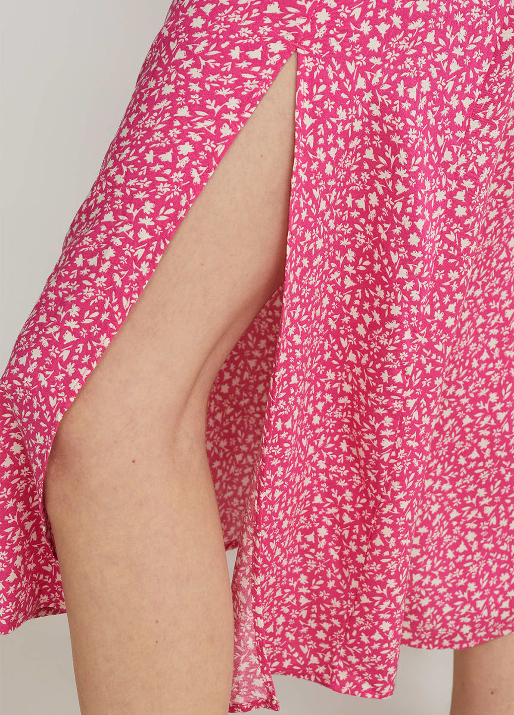 Малиновая кэжуал цветочной расцветки юбка C&A а-силуэта (трапеция)