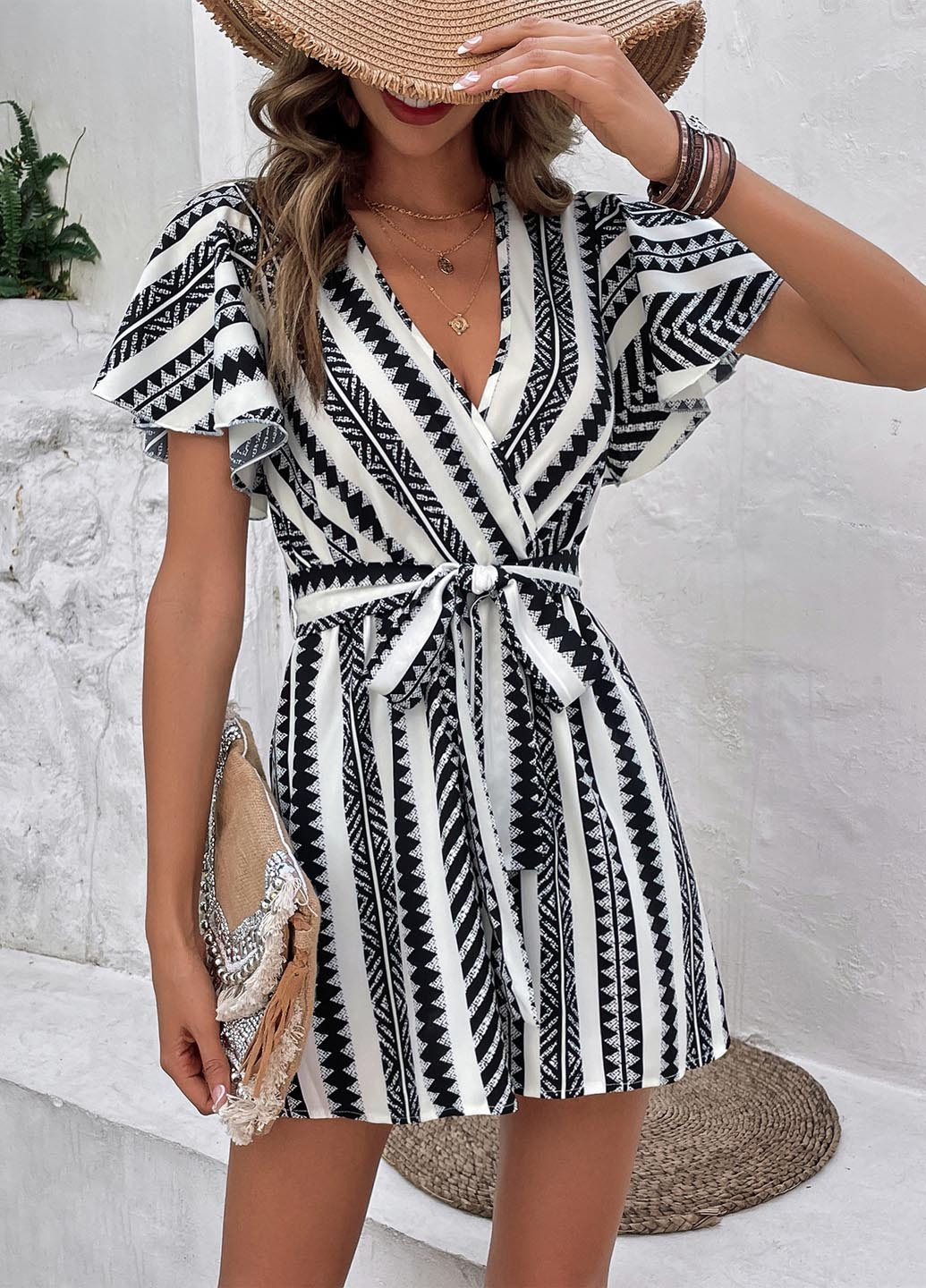 Комбінезон SHEIN комбінезон-шорти смужка білий кежуал поліестер