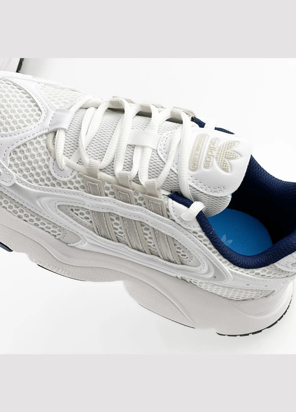 Кросівки IF3447 adidas Ozmillen білі демісезони (317224340)