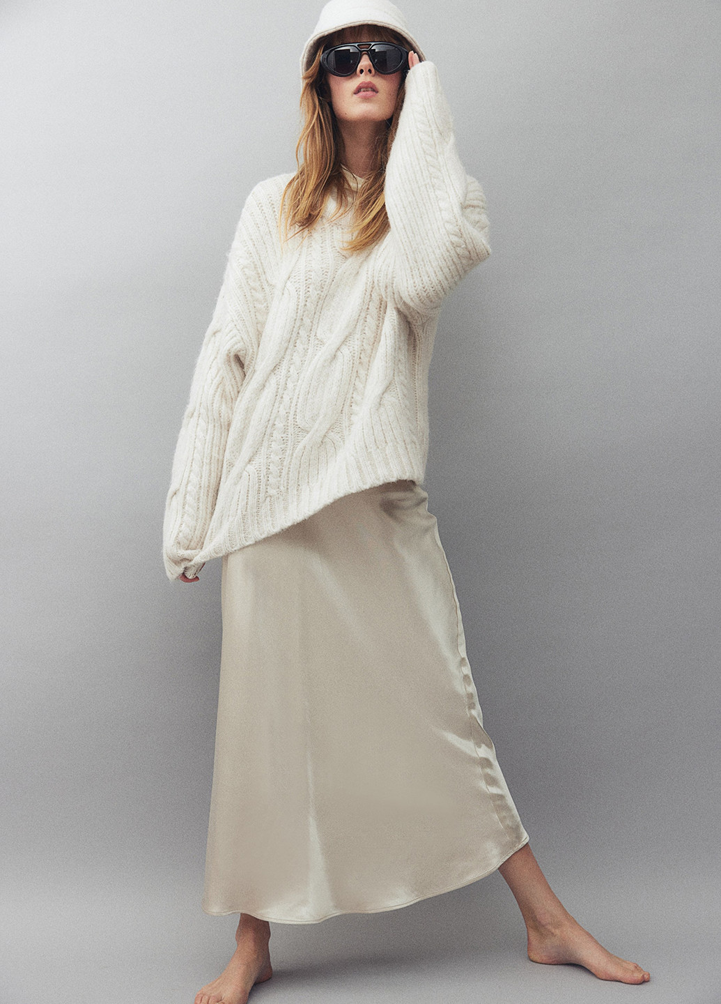 Айворі зимовий светр джемпер H&M