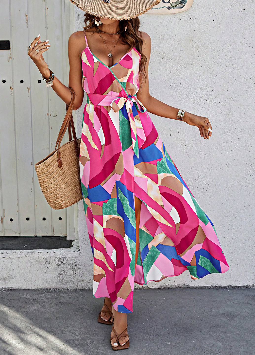 Розовое кэжуал платье на запах SHEIN с абстрактным узором