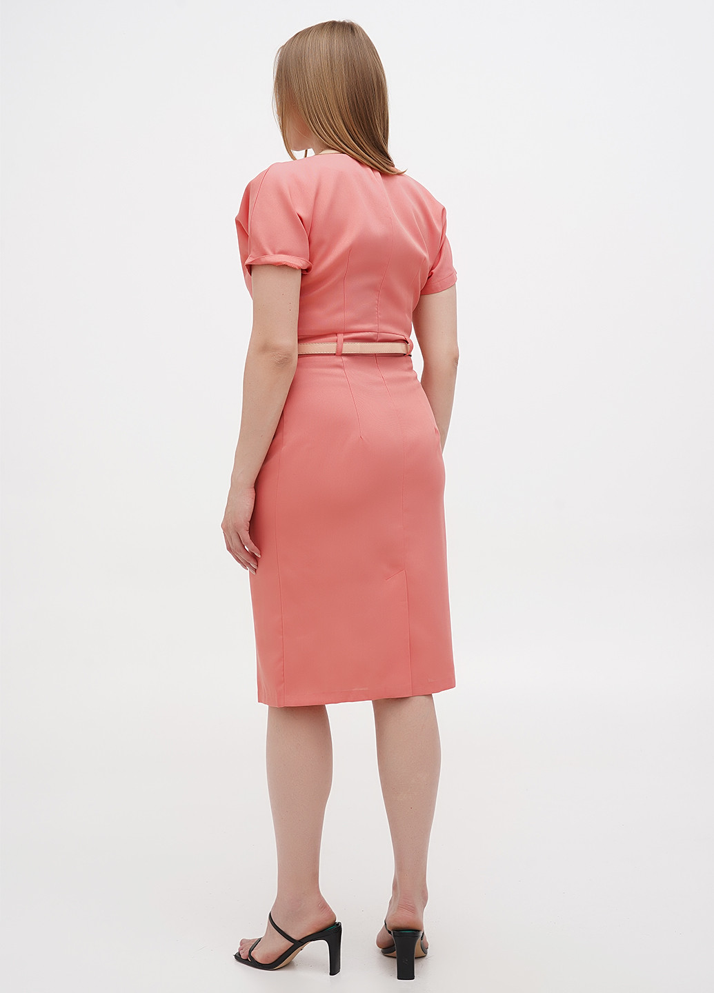 Темно-розовое кэжуал платье футляр Maurini однотонное