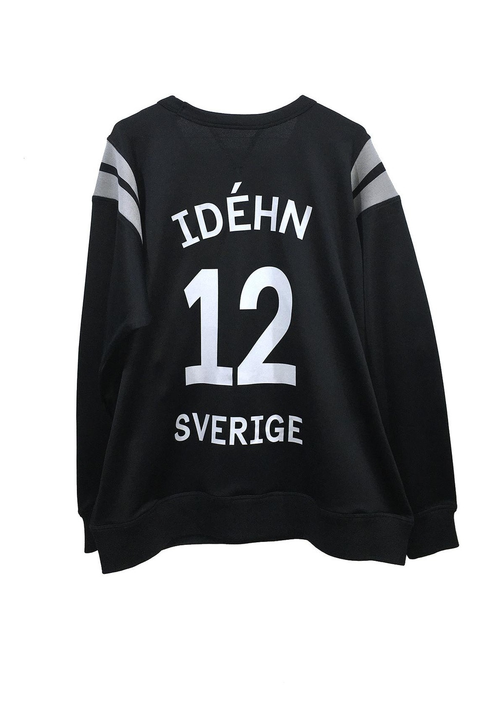 Черный свитер H&M