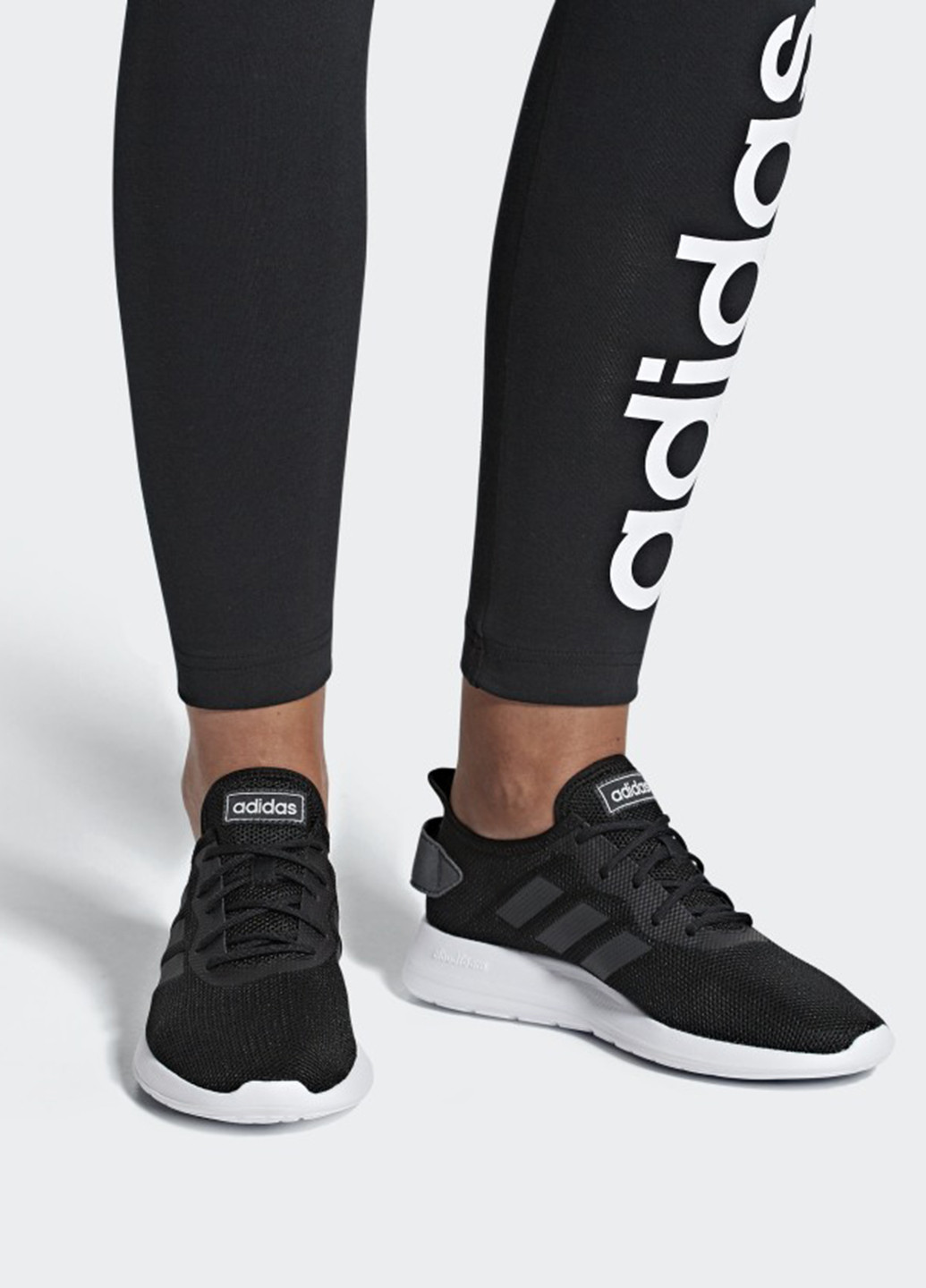 Черные демисезонные кроссовки adidas Yatra