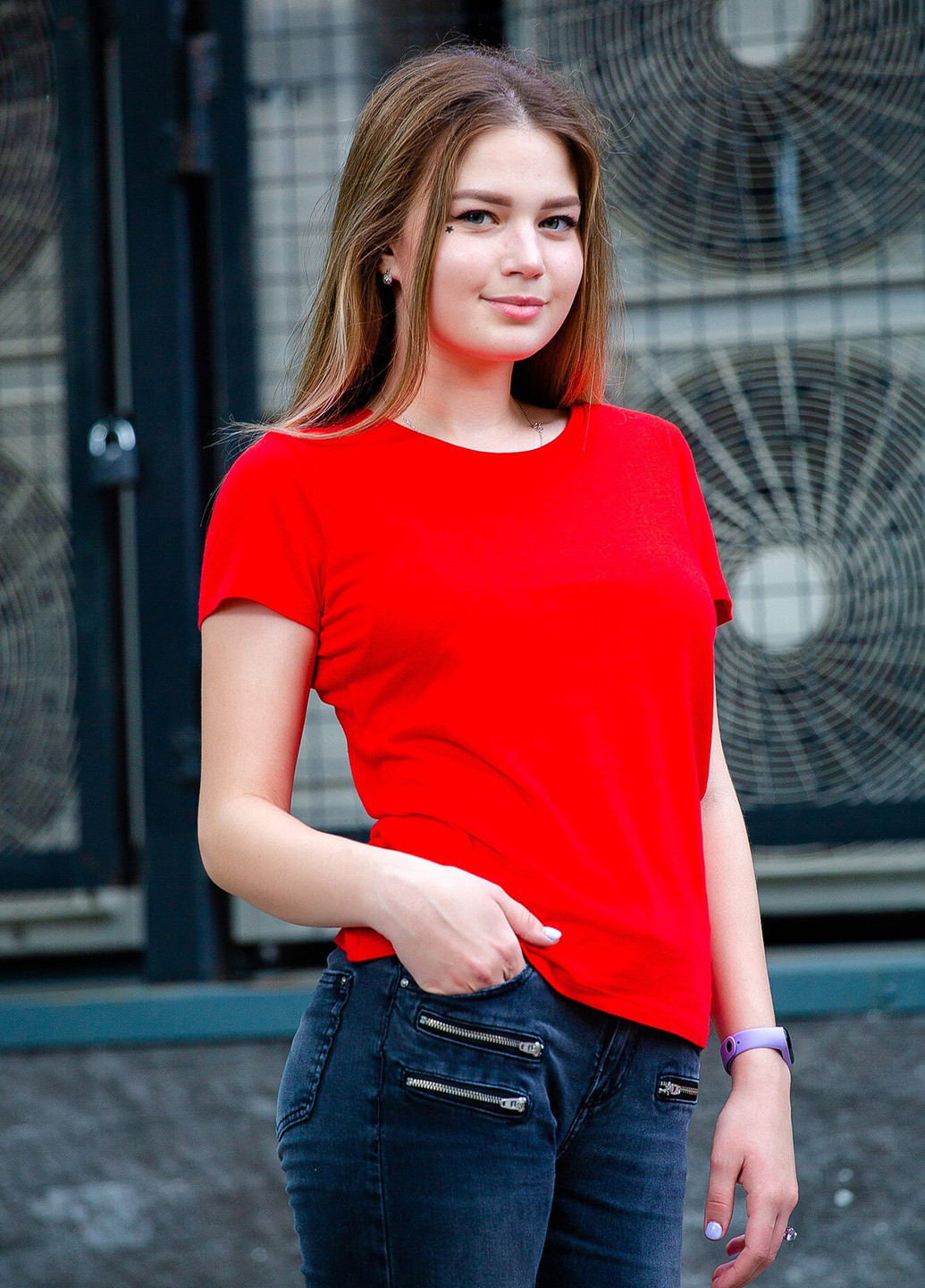 Красная летняя женская футболка basic Without