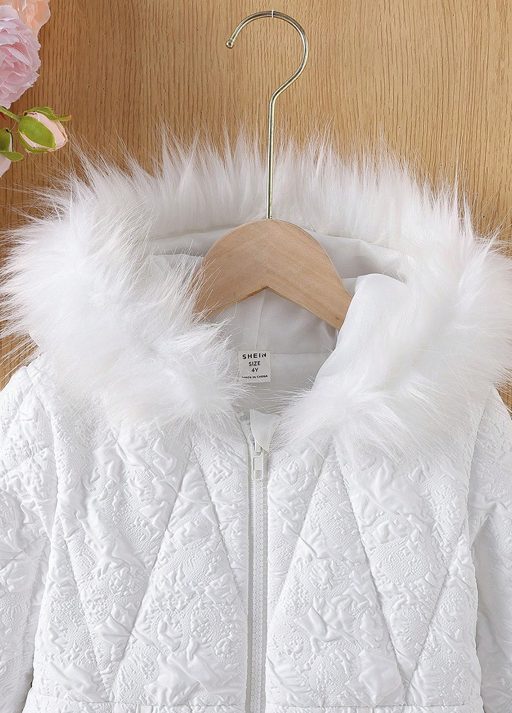 Біла демісезонна куртка SHEIN