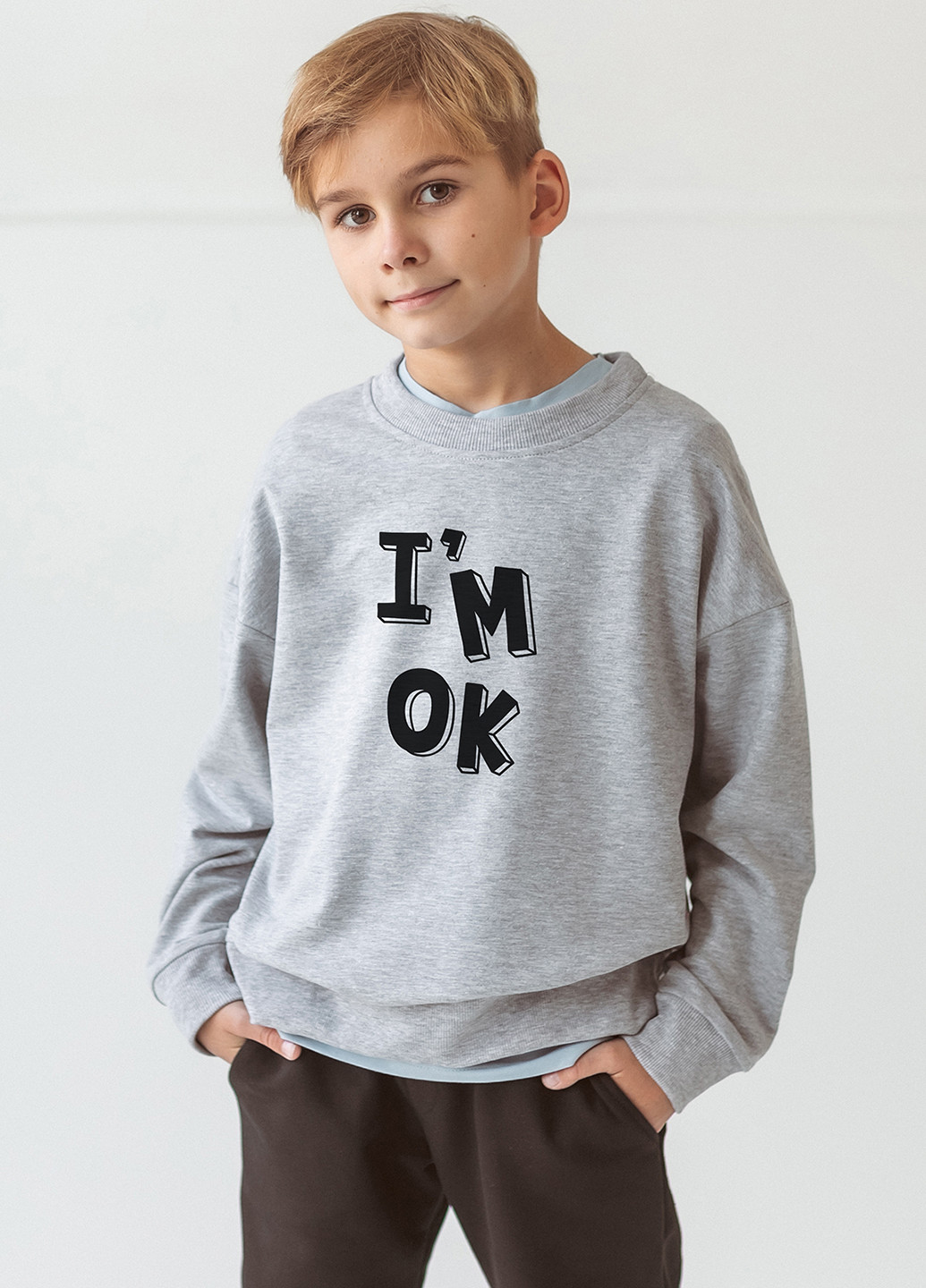 Світло-сірий світшот Garnamama напис без декору (266155325)