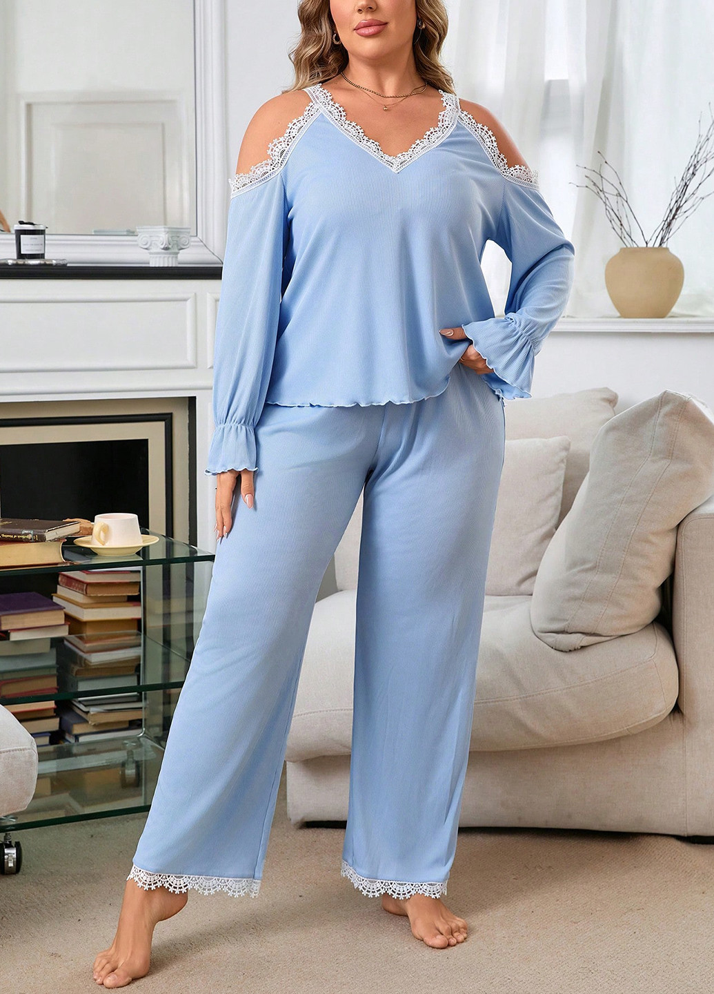 Голубая всесезон пижама (лонгслив, брюки) лонгслив + брюки SHEIN