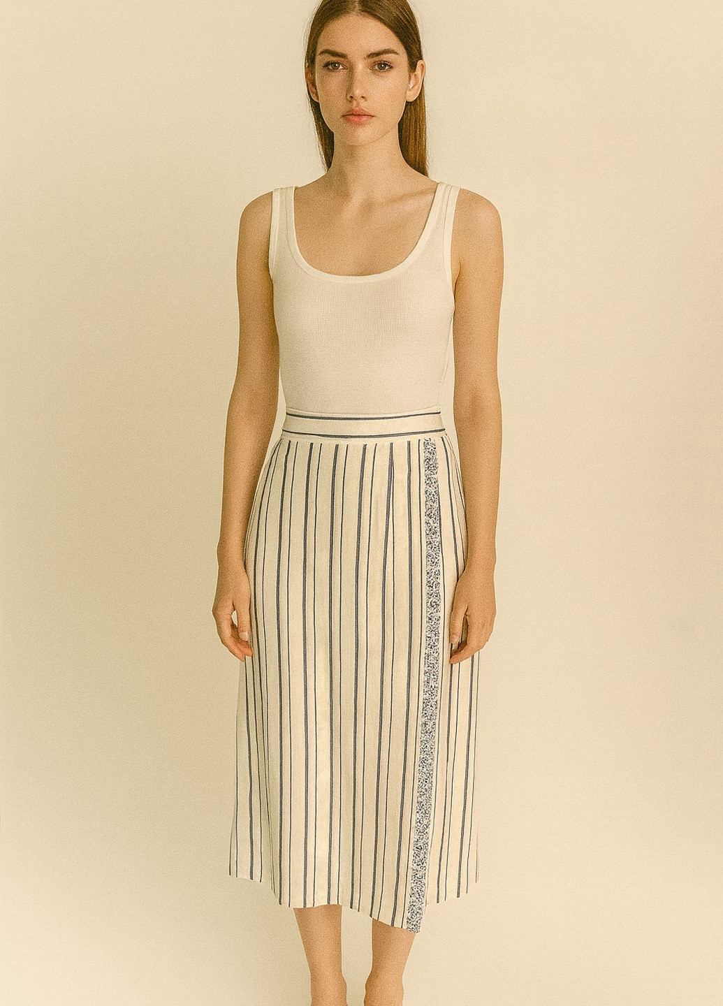 Синяя кэжуал в полоску юбка Sassofono на запах