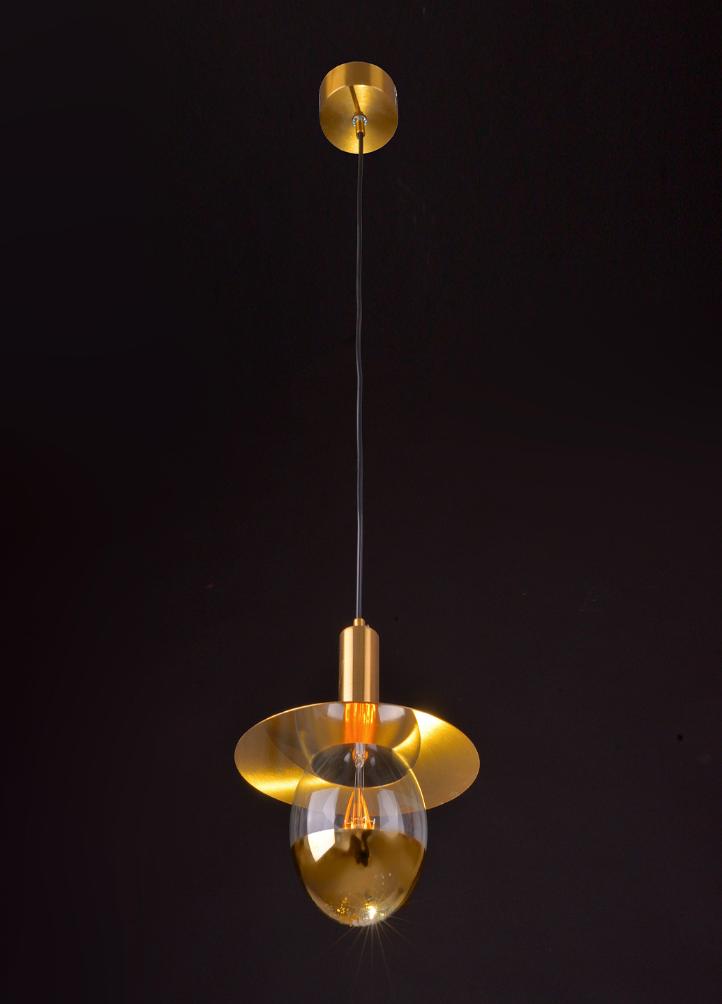 Люстра подвес на 1 лампочку BR-01 654S/1 E27 G Brille (251891803)