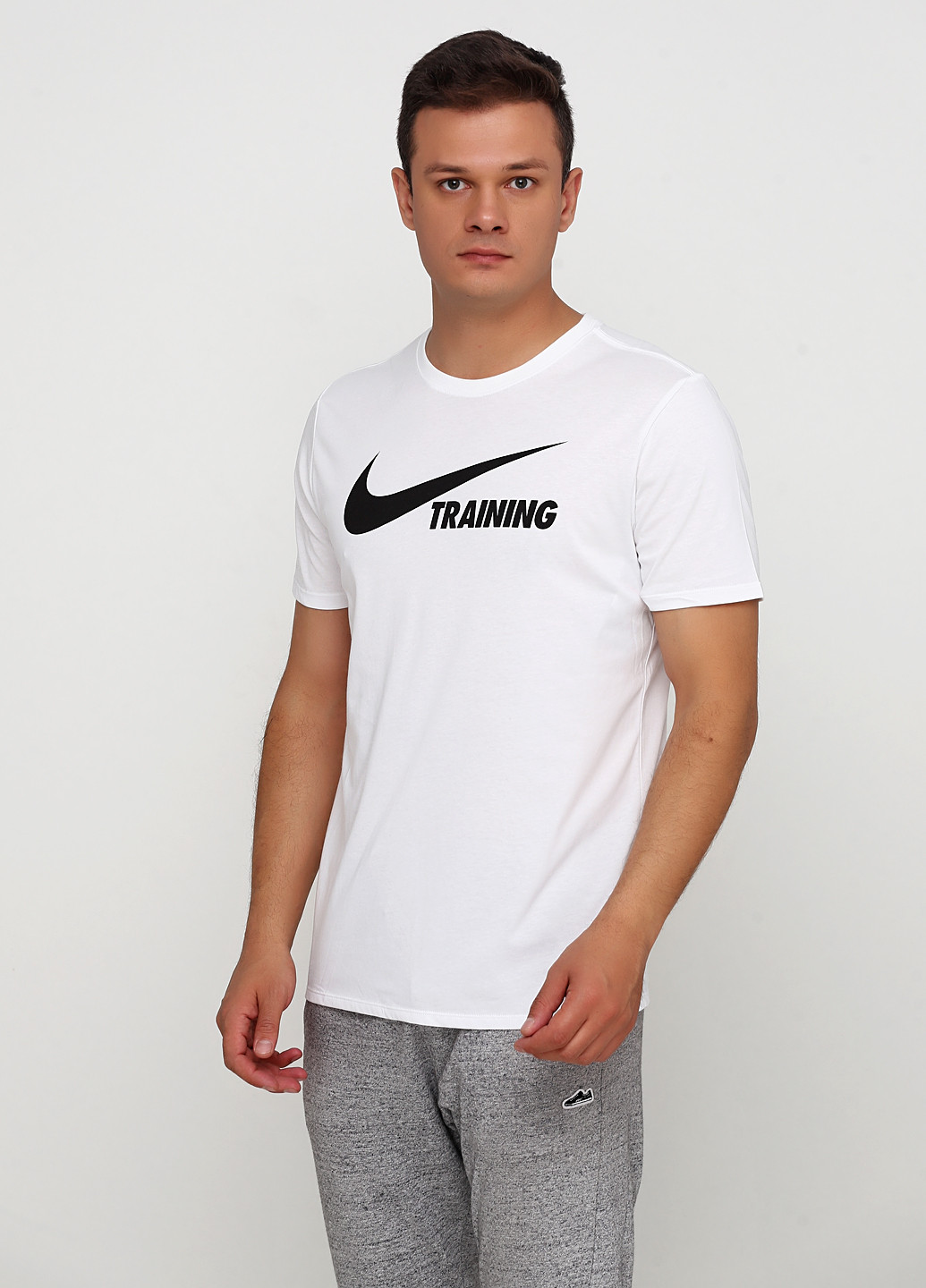 Белая футболка Nike TRAINING SWOOSH TEE