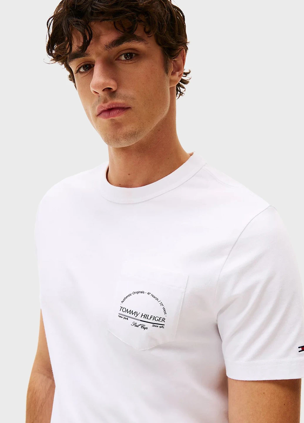 Біла футболка Tommy Hilfiger