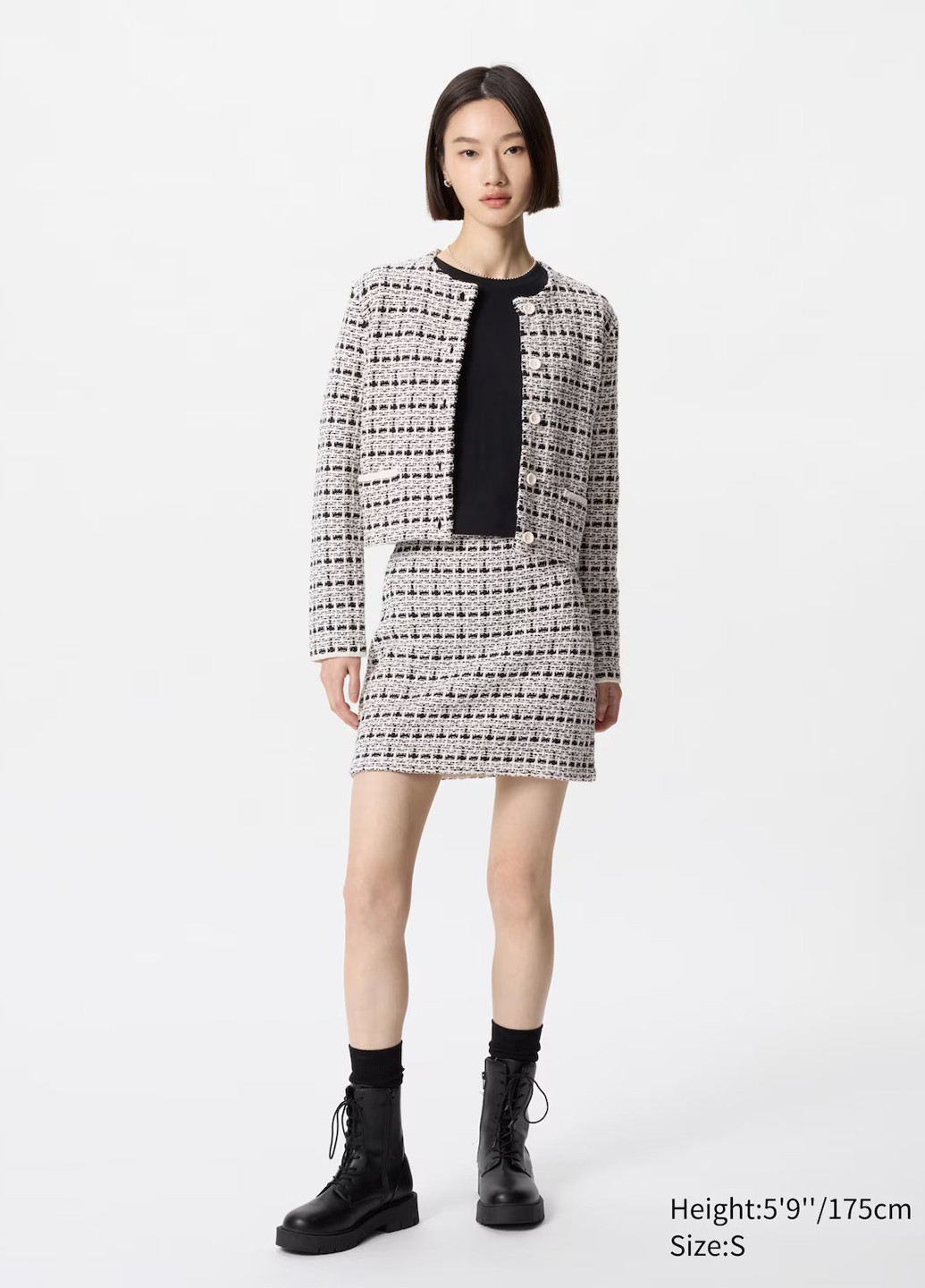 Белая кэжуал в полоску юбка Uniqlo а-силуэта (трапеция)