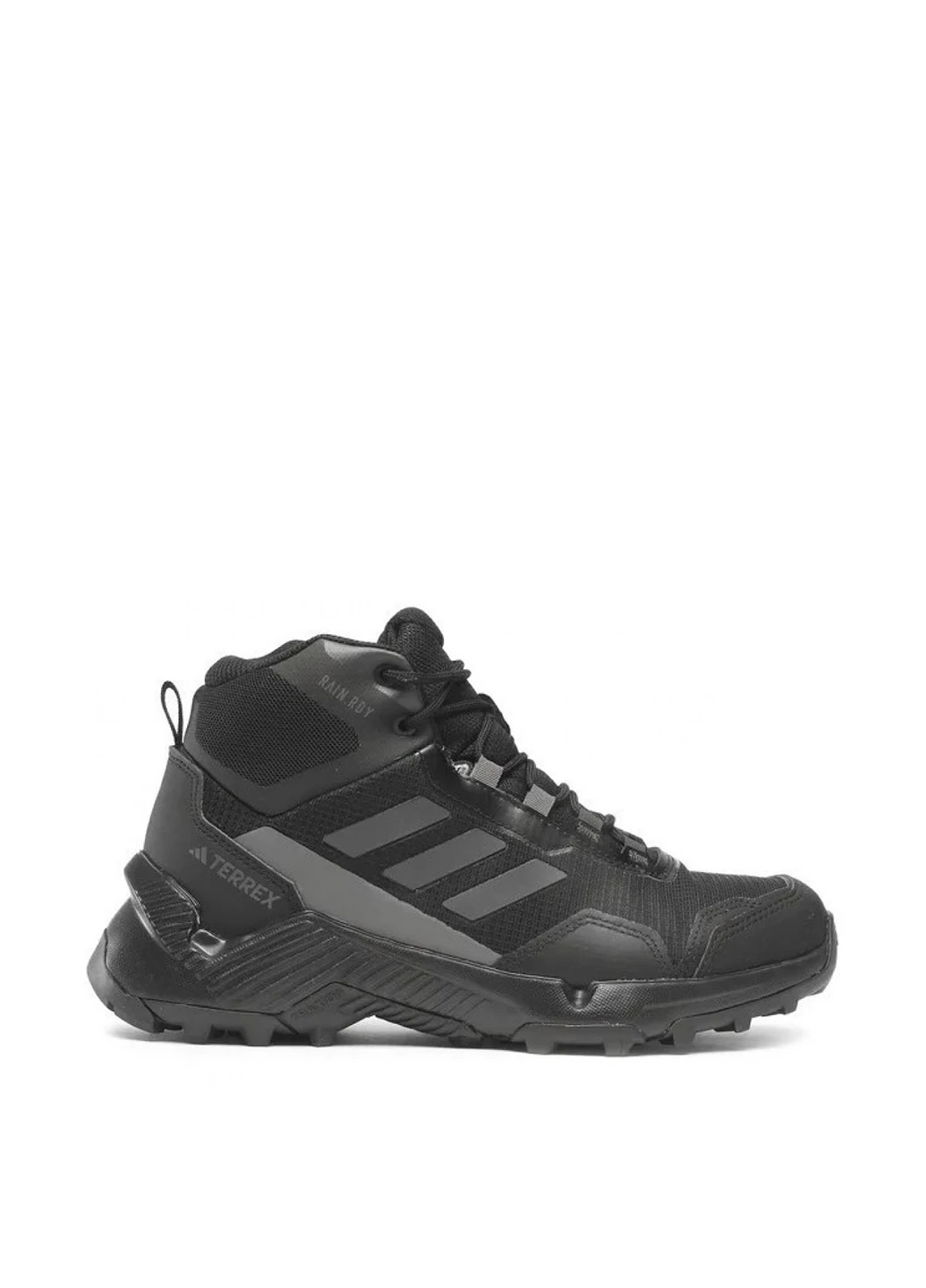 Черные зимние ботинки adidas